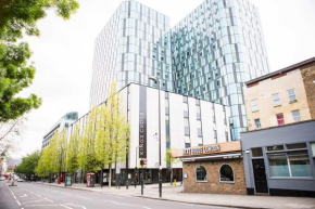 Studios, Apartments and Private Bedrooms with Shared Kitchen at Chapter Kings Cross in London